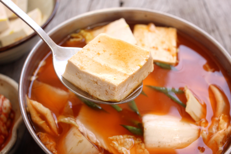 Zeleninový vývar s tofu